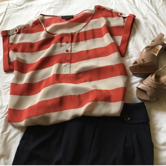 🌟3/$20🌟 Forever 21 Boxy Top - Picture 1 of 8